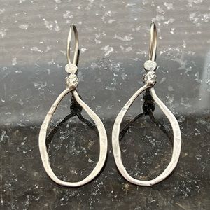 SILPADA 925 FIXED TEARDROP EARRINGS VGUC